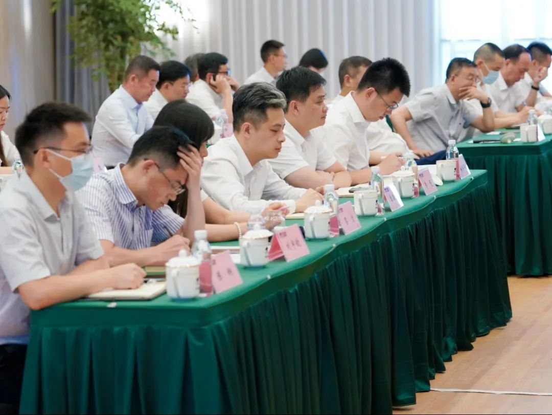 7f892a1e-dcec-4a35-978f-b9c9ca4e00da 7f892a1e-dcec-4a35-978f-b9c9ca4e00da