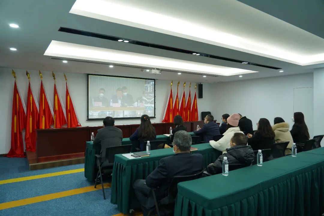 ec8e8a5b-037e-42aa-8e1d-596c49c703a6 ec8e8a5b-037e-42aa-8e1d-596c49c703a6