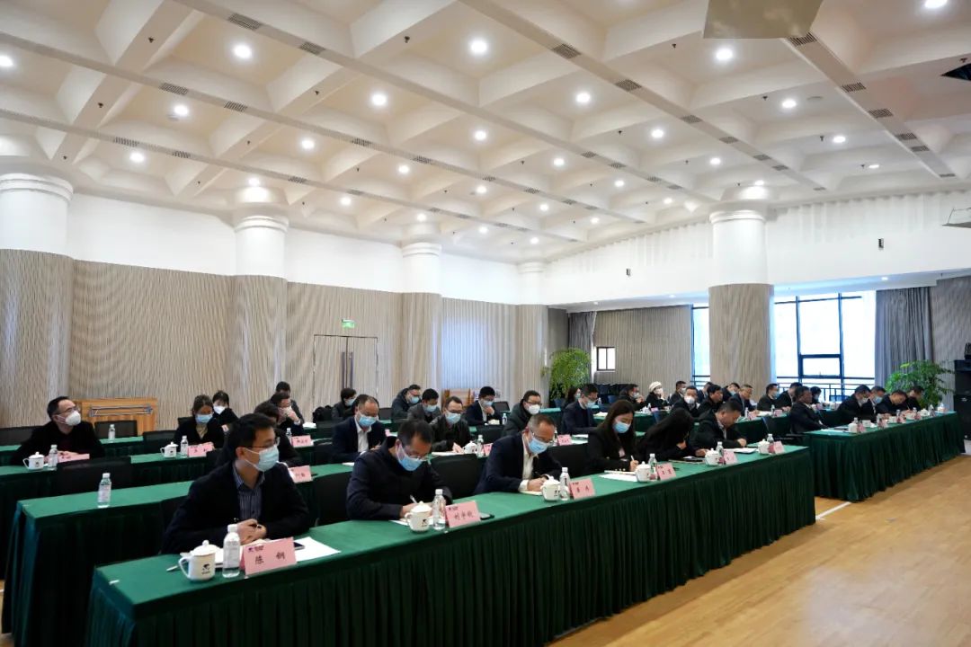 97750813-7b37-4975-bb20-3f851e2b5e46