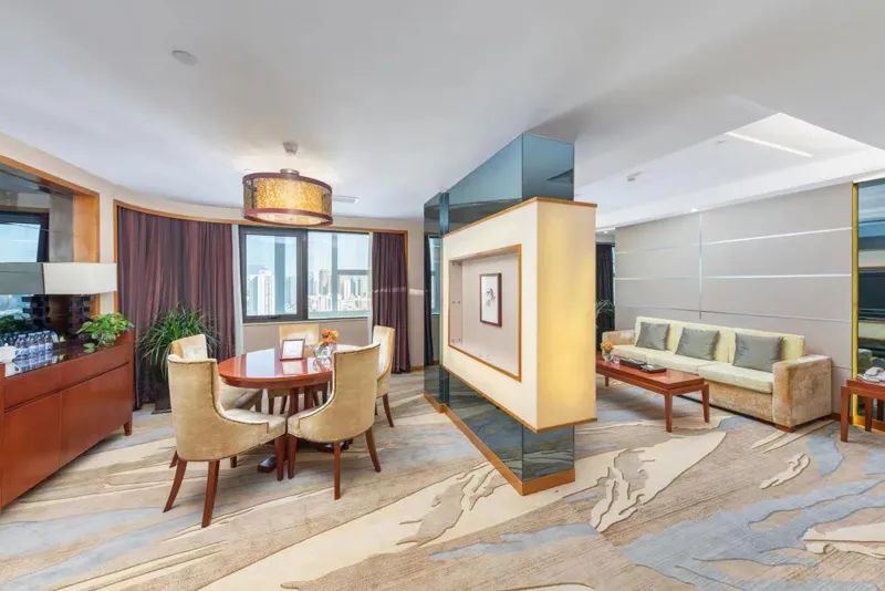 ee72be5b-408e-43ea-bcbb-fd2af6e374a5 ee72be5b-408e-43ea-bcbb-fd2af6e374a5