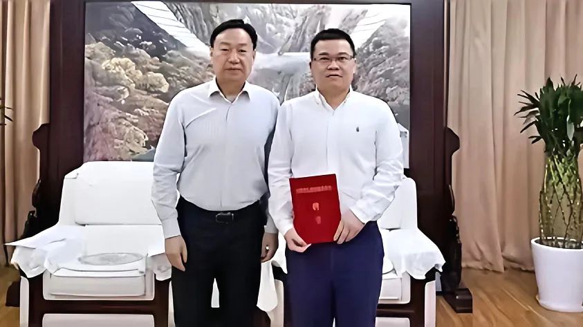 8d659c7e-a57b-456c-ae44-a4192f724b95 8d659c7e-a57b-456c-ae44-a4192f724b95