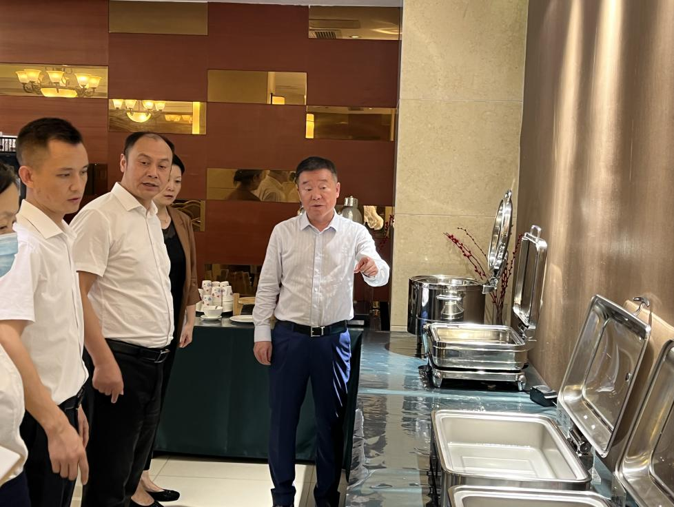 6b2e70f7-6cb3-4bb1-a14c-cf43c31f543d 6b2e70f7-6cb3-4bb1-a14c-cf43c31f543d