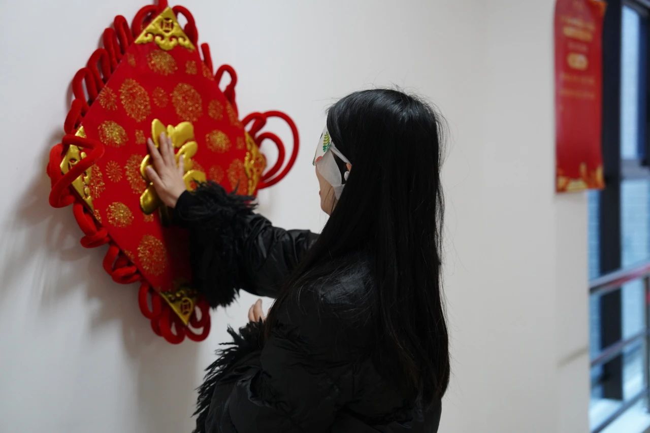 f07f8d6f-e444-4643-a46b-739e6e410c0c f07f8d6f-e444-4643-a46b-739e6e410c0c