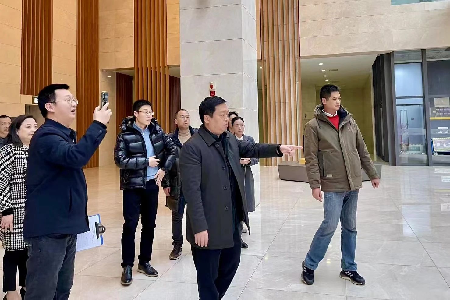 f892a5ff-80a5-4b8a-ab6a-4158791f2cbc