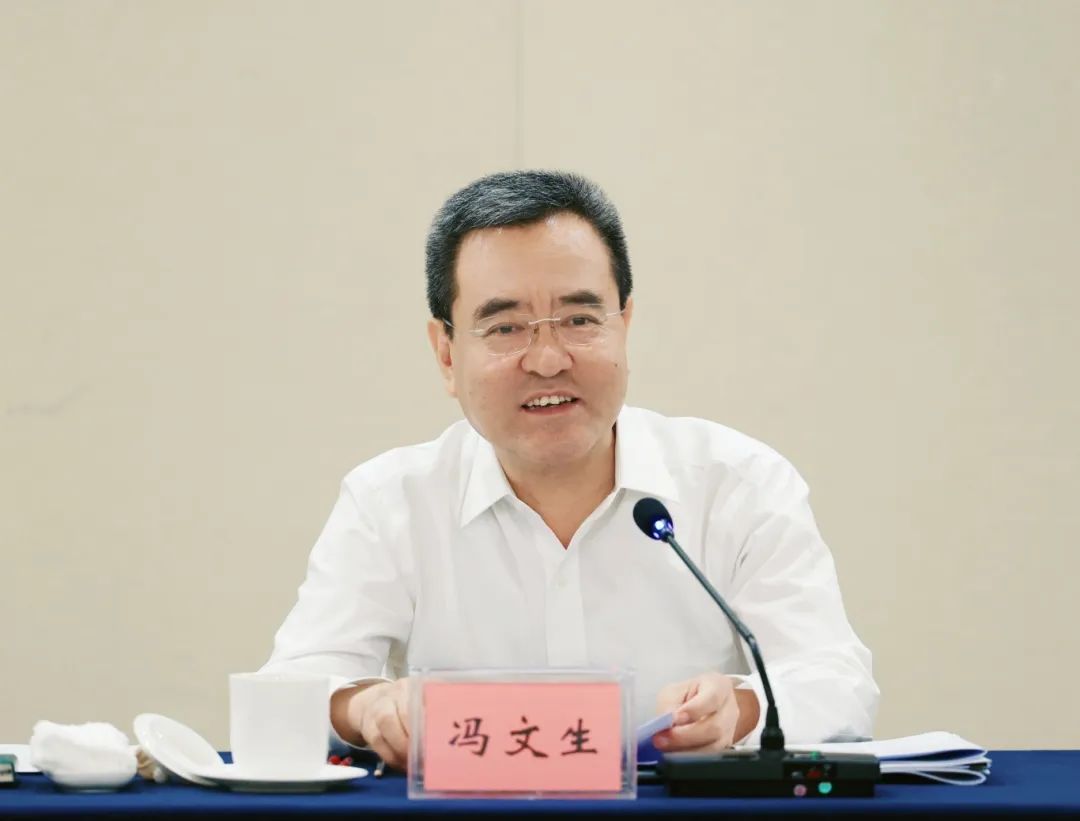 747d6e3c-8196-4642-87cf-3615335229e1 747d6e3c-8196-4642-87cf-3615335229e1