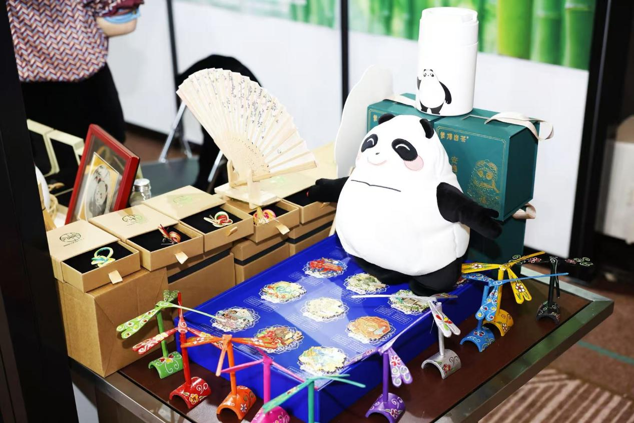 b516df34-ba4c-45a6-a64a-7d65b19f381d b516df34-ba4c-45a6-a64a-7d65b19f381d